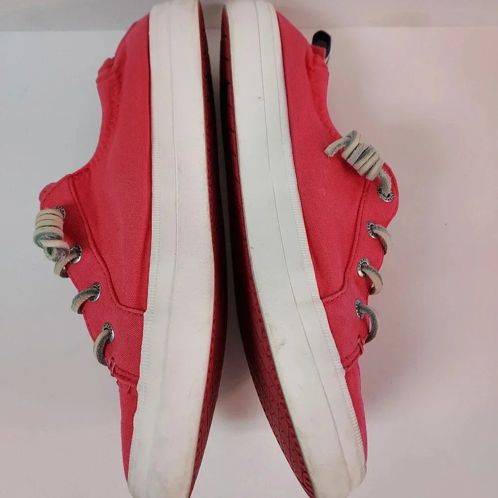 Sperry Women’s Crest Ebb Raspberry Canvas Lace Up Sneakers in Size 7.5M